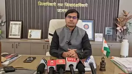 जालना: अनुदान घोटाळाप्रकरणी जालन्यातील १० तलाठी निलंबित, जिल्हाधिकारी डॉ. श्रीकृष्ण पांचाळ यांची माहिती
