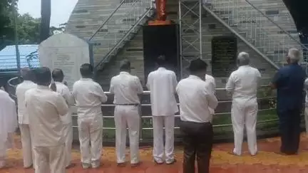 सातारा: भारतीय बौद्ध महासभेचे कार्यकर्ते जाणार बौद्ध गयाला, डॉ. बाबासाहेब आंबेडकर स्मारक परिसरातील बैठकीत निर्णय