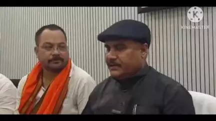छपरा: सिवान में प्रधानमंत्री नरेंद्र मोदी के 20 जून के कार्यक्रम को सफल बनाने को लेकर छपरा पहुंचे मंत्री जनक चमार