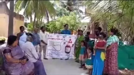 చెరుకువారిపల్లి గ్రామంలో ప్రపంచ రక్తదాతల దినోత్సవం పై అవగాహన కల్పించిన డాక్టర్ జులేఖ బేగం