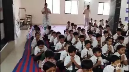 ધ્રાંગધ્રા: ઉપન્યાસ પબ્લિક સ્કૂલ ના વિદ્યાર્થીઓ,શિક્ષકોએ અમદાવાદ પ્લેન ક્રેશમાં જીવ ગુમાવનાર યાત્રીઓ ની આત્મા ને શાંતિ અર્પે