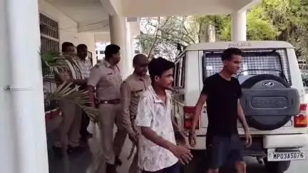 कटनी नगर: कटनी: सब्जीमंडी राधा बाई मार्केट में व्यवसायी की दुकान से ₹10 हजार लूटने वाले 3 आरोपी गिरफ्तार