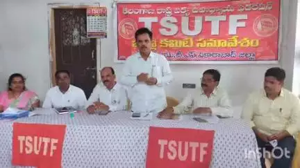 వికారాబాద్: ప్రైవేటు పాఠశాలలను జాతీయం చేయాలి వికారాబాద్ జెడ్పి జిపిఎఫ్ లో అవినీతిని అరికట్టాలి: టీఎస్ యుటిఎఫ్ జిల్లా కమిటీ