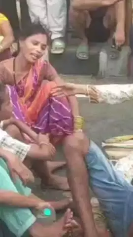 जयपुर: जयपुर-दिल्ली एक्सप्रेस-वे पर 2 ट्रकों की भिंड़त में एक महिला की हुई मौत, परिजनों में मचा कोहराम