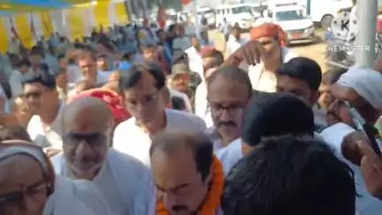 नवादा: नवादा पहुंचे सांसद विवेक ठाकुर ने संसदीय कार्यालय का किया शुभारंभ