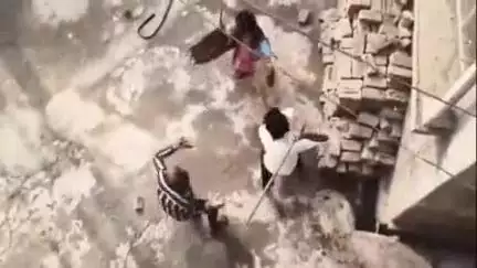 कस्बा खानपुर के मोहल्ला पटवारियां का मारपीट का वीडियो हुआ वायरल, पुलिस जांच में जुटी