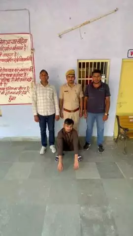 डीग: पुलिस थाना सदर डीग ने पोक्सो एक्ट में फरार चल रहे ₹5000 के इनामी मुलजिम को किया गिरफ्तार