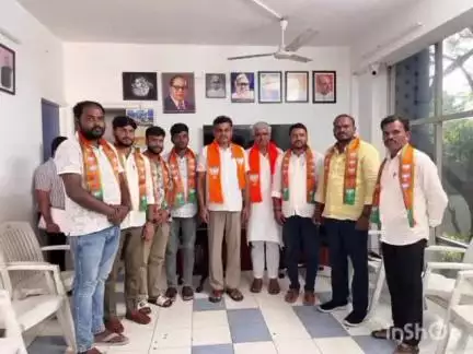 వికారాబాద్: అమలు కాని హామీలు ఇచ్చి గద్దెనెక్కిన కాంగ్రెస్ ప్రభుత్వం : చేవెళ్ల పార్లమెంట్ సభ్యులు కొండా విశ్వేశ్వర్ రెడ్డి