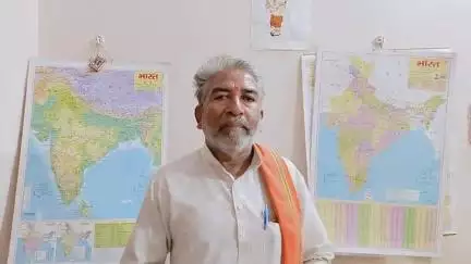 विश्व रक्तदान दिवस पर सभी नवयुवकों,समाजसेवियों से निवेदन है कि रक्तदान करें ताकि स्वास्थ्य रहें और लोगों को जीवनदान मिले