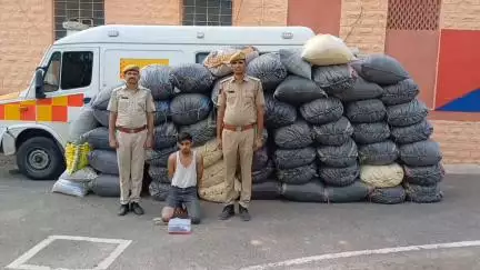 #Balotra: ऑपरेशन भौकाल के तहत बालोतरा पुलिस की दो बड़ी कार्रवाई

एम्बुलेंस की आड़ में डोडा पोस्त की तस्करी का भंडाफोड़