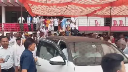परसवाड़ा: नेता प्रतिपक्ष उमंग सिंघार का बालाघाट दौरा जारी, बैहर के बाद लांजी के लिए रवाना