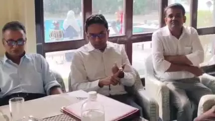 हरदा: डॉक्टर संघ द्वारा निजी होटल में प्रेसवार्ता, प्राइवेट डॉक्टरों द्वारा विशेष सेवाएं दी जाएंगी