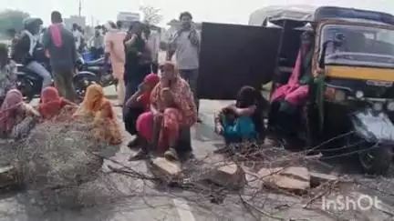 श्योपुर: जल संकट: श्योपुर-कोटा हाइवे पर ग्रामीणों का जाम, जैदा गांव में तीन दिनों से पानी की सप्लाई बंद