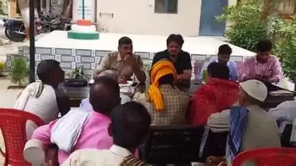 दावथ: दावथ और सूर्यपुरा थाना परिसर में सीओ और एसएचओ ने लगाया जनता दरबार