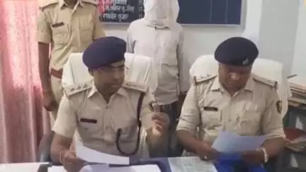 सिमरी बख्तियारपुर: चिड़ेया पुलिस ने एक अपराधी को हथियार और गोली के साथ गिरफ्तार किया, एसडीपीओ ने दी जानकारी