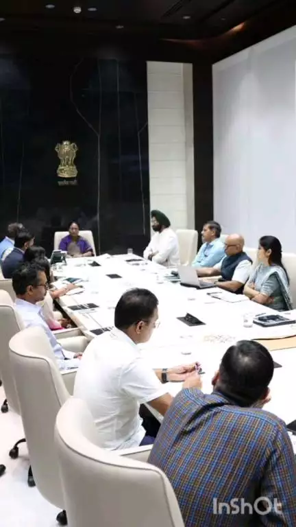 पार्लियामेंट स्ट्रीट: दिल्ली के रियल एस्टेट व्यवस्था को सशक्त बनाने के लिए दिल्ली सीएम की अध्यक्षता में हुई महत्वपूर्ण बैठक