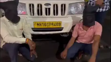 नगर: वाहनांची चोरी करणारे आरोपी जेरबंद :कोतवाली पोलिसाची कर्जत येथे कारवाई