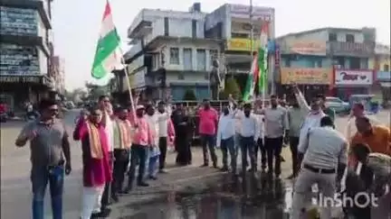 बैकुंठपुर: कोरिया में कांग्रेस जिला अध्यक्ष के नेतृत्व में ED के राजनीतिक दुरुपयोग का बैकुंठपुर में किया गया विरोध