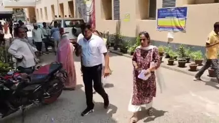 कटिहार: सदर अस्पताल में फर्जी इंजरी रिपोर्ट का खुलासा, पुलिस बुजुर्ग महिला को जेल भेजने की धमकी दे रही है