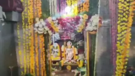 కొల్లితోట తిరునాళ్లలో వసతులు శూన్యం, చిమ్మచీకట్లోనే భక్తుల అవస్థలు #localissue