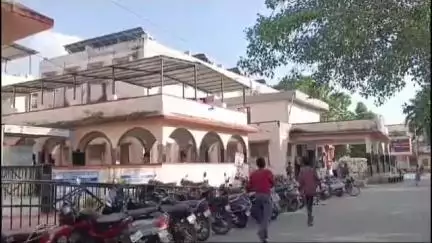चित्तौड़गढ़: कपासन क्षेत्र में बैल की टक्कर से घायल हुई महिला को जिला चिकित्सालय किया गया रेफर, उपचार जारी