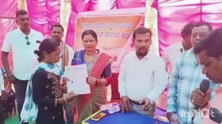 ମାଥିଲି: ମାଥିଲି ବ୍ଲକ ଅନ୍ତର୍ଗତ ପାଙ୍ଗାମ ଓ ନାୟକଗୁଡା ପଞ୍ଚାୟତରେ ରାଜ୍ୟ ସରକାରଙ୍କ ଉପଲବ୍ଧି ନେଇ ଏଲଇଡି ରେ ପ୍ରଦର୍ଶନ #ମାଥିଲି