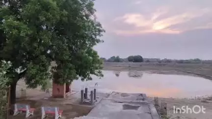 कर्वी: बघौड़ा के पास नेशनल हाइवे पर स्थित प्राचीन शिव मंदिर, अर्द्धनारीश्वर स्वरूप देखकर आप रह जाएंगे दंग