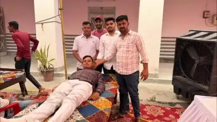 बर में विश्व रक्तदाता दिवस के मौके पर आयोजित रक्तदान शिविर में युवाओं में दिखा उत्साह, 75 रक्तदाताओं ने किया रक्तदान
