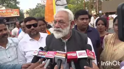 अंबिकापुर: कांग्रेस जिला अध्यक्ष बालकृष्ण पाठक ने कांग्रेस द्वारा ED के पुतला दहन के बारे में मीडिया को दी जानकारी