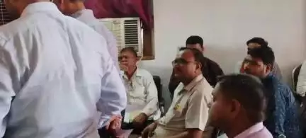 तिर्वा: ठठिया थाने में डीएम और एसपी की अध्यक्षता में थाना समाधान दिवस का हुआ आयोजन, आई 13 शिकायतें