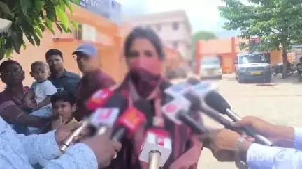 ପିପିଲି: ସ୍ଥାନୀୟ ତହସିଲ କାର୍ଯ୍ୟଳୟରେ ମହିଳା ଆର ଆଇଙ୍କୁ ଅସଦା ଚରଣ ମାମଲା୨୧ଦିନ ପରେ ମିଳିନି ନ୍ୟାୟ ଥାନା ଠାରେ ପ୍ରତିକ୍ରିୟା ରଖିଲେ ପୀଡ଼ିତା ଆରାଇ