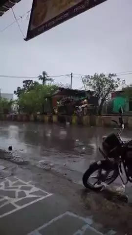 रायपुर क्षेत्रमें बारिश होने से गर्मी से मिली राहत। रायपुर