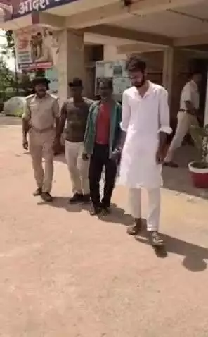 अरियरी: फरपर और रामपुर गांव के बीच हिंसक झड़प, दो गिरफ्तार, एक की हालत गंभीर