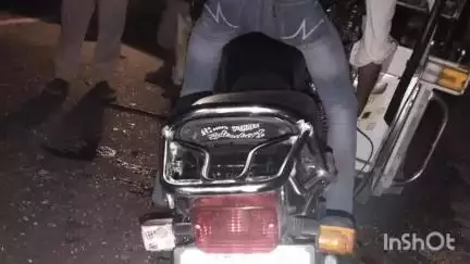 बिसौली: बगरैन के पास मुड़िया सतासी करेंगी रोड पर ई-रिक्शा और बाइक की टक्कर, इलाज के दौरान बाइक सवार की हुई मौत