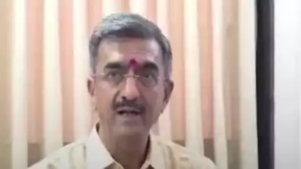 सातारा: १९९७ ला शिवसेनेचा धनुष्यबाण हाती घेतलाय तो आजही कायम; पालक मंत्री शंभूराज देसाई यांनी सत्यजितसिंह पाटणकर यांना सुनावले