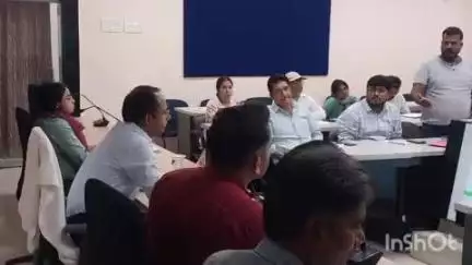 नवादा: समाहरणालय सभाकक्ष में पंचायत राज विभाग से संबंधित बैठक का आयोजन हुआ