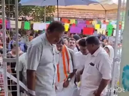 കാർത്തികപ്പള്ളി: പല്ലന ഗവ. എൽ.പി സ്കൂളിൽ വർണ്ണക്കൂടാരം പദ്ധതി കെ.സി വേണുഗോപാൽ എം.പി ഉദ്ഘാടനം ചെയ്തു