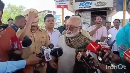 नाशिक: शरद पवारांची आयडॉलॉजी आहे , त्यांची विचारसरणी आहे ती सोडून नाही शकत मंत्री छगन भुजबळ यांची नाशिक येथे माध्यमांना प्रतिक्