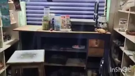 सोनो: काली पहाड़ी में बंद घर में घुसे चार चोर, पुलिस ने दो को पकड़कर किया हवाले