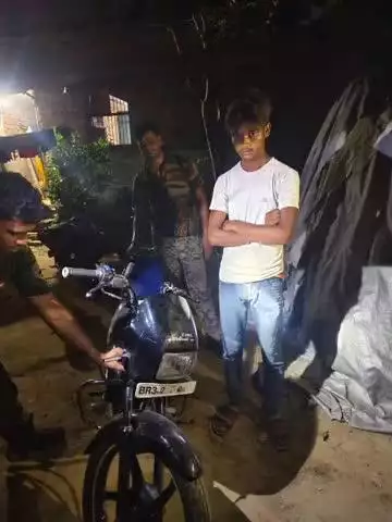 खजौली: खजौली पुलिस ने बेला कोठी गांव से चोरी की बाइक के साथ चोर को गिरफ्तार कर जेल भेजा