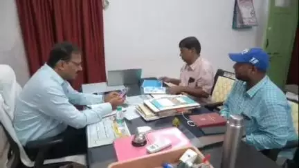 నిజామాబాద్ సౌత్: భూభారతి దరఖాస్తుల పరిష్కారానికి ప్రాధాన్యత ఇవ్వాలి: కలెక్టర్ టి. వినయ్ కృష్ణారెడ్డి