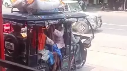 बसंतपुर: मुख्यमंत्री तीब्र बीज विस्तार योजना के तहत किसानों को भीमनगर में अनुदानित दर पर धान के बीज का वितरण