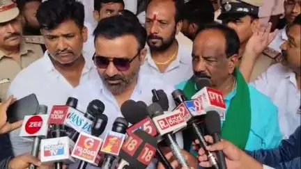 ಹುಬ್ಬಳ್ಳಿ ನಗರ: ತೆರೆದ ಚರಂಡಿಗಳನ್ನು ಮುಚ್ಚಲು ಪಾಲಿಕೆ ಆಯುಕ್ತರಿಗೆ ಸೂಚನೆ : ನಗರದಲ್ಲಿ ಸಚಿವ ಸಂತೋಷ್ ಲಾಡ್ ಹೇಳಿಕೆ