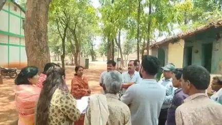 हस्तशिल्प विकास बोर्ड के अध्यक्ष का गंडई में दौरा, कडरा समाज के प्रमुखों से मिलकर लिए सुध