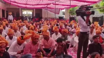 फतेहाबाद: फतेहाबाद के ग्राम बमरौली में किसान पंचायत का आयोजन संपन्न, पंचायत चुनाव पर हुई चर्चा, बड़ी संख्या में ग्रामीण शामिल हुए