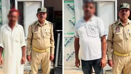 रामपुर: शनिवार को थाना भोट क्षेत्र से डकैती और विश्वासघात के दो वारण्टी आरोपियों को पुलिस ने किया गिरफ्तार