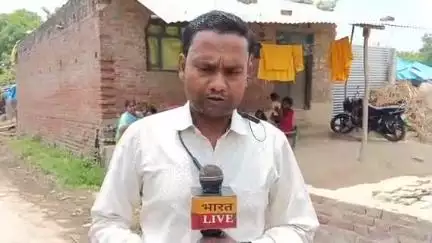 सीतापुर: गंगापुर उल्फत राय गांव में 5 सालों में नहीं हुआ विकास कार्य गांव वालों ने प्रधान पर लगाए गंभीर आरोप #jansamasya
