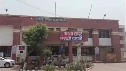 चरखी दादरी: इमलोटा में मारपीट व जान से मारने की धमकी देने पर पुलिस ने 1 नामजद सहित 8 लोगों पर किया केस दर्ज