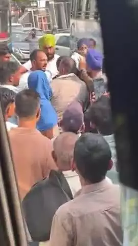 पंचकूला: पिंजौर-नालागढ़ रोड पर लोहगढ़ गांव के पास बाइक सवार और HRTC चालक में हुई बहस, सिर पर मारा पत्थर