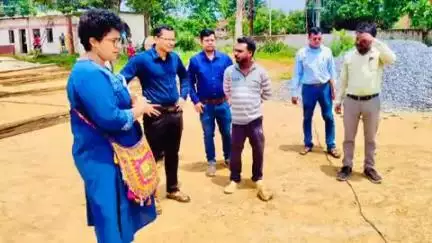सुकमा: कलेक्टर ने सुकमा कुम्हाररास में निर्माणाधीन स्पोर्ट्स स्टेडियम का निरीक्षण कर दिए निर्देश